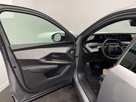 PEUGEOT 3008 III - voiture d'occasion - Photo 17