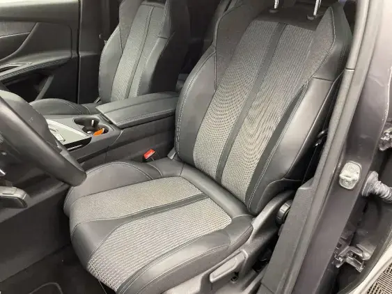 PEUGEOT 3008 II - voiture d'occasion - Photo 18