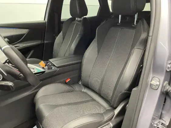 PEUGEOT 3008 II - voiture d'occasion - Photo 18