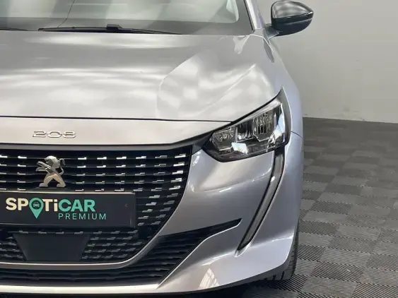 PEUGEOT 208 II - voiture d'occasion - Photo 19