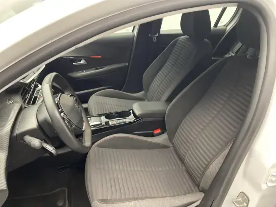 PEUGEOT 208 ELECTRIQUE II - voiture d'occasion - Photo 17