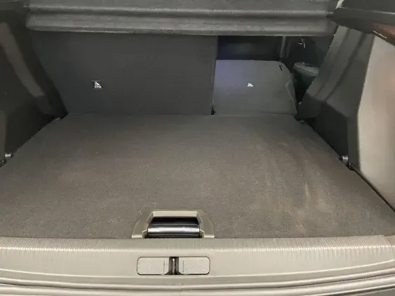 PEUGEOT 2008 II - voiture d'occasion - Photo 15