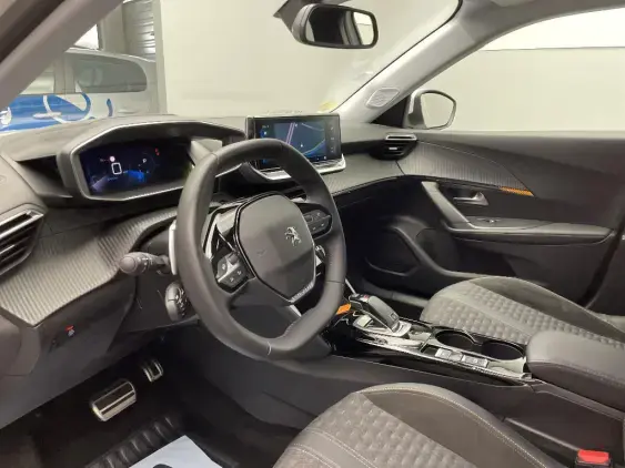 PEUGEOT 2008 II - voiture d'occasion - Photo 17