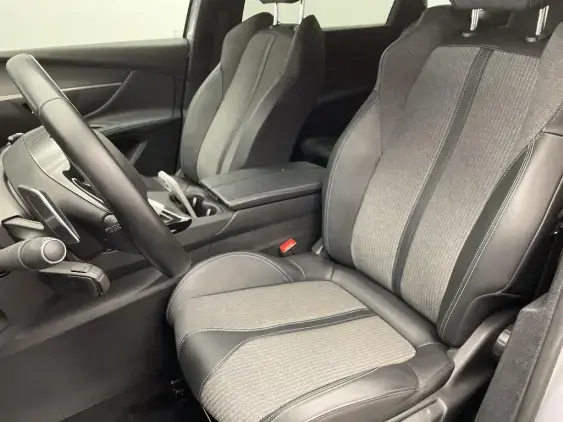 PEUGEOT 5008 II - voiture d'occasion - Photo 18