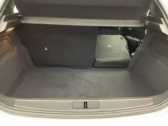 PEUGEOT 208 ELECTRIQUE II - voiture d'occasion - Photo 16
