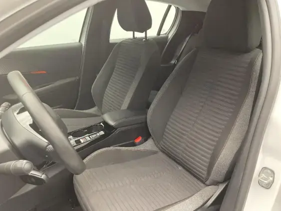 PEUGEOT 208 ELECTRIQUE II - voiture d'occasion - Photo 18
