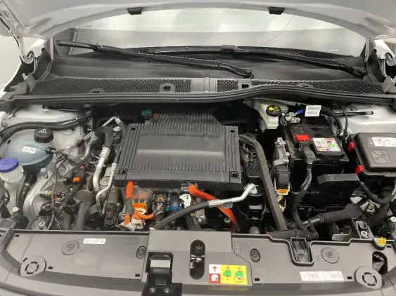 PEUGEOT 208 ELECTRIQUE II - voiture d'occasion - Photo 21