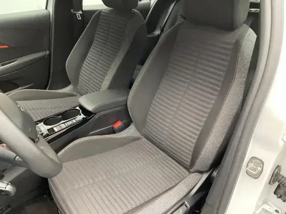 PEUGEOT 208 ELECTRIQUE II - voiture d'occasion - Photo 18