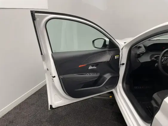 PEUGEOT 208 ELECTRIQUE II - voiture d'occasion - Photo 19