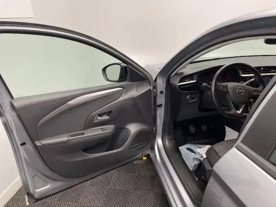 OPEL CORSA F - voiture d'occasion - Photo 17