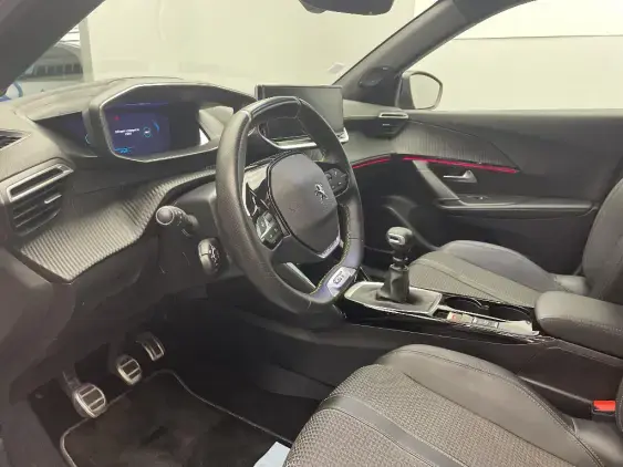 PEUGEOT 2008 II - voiture d'occasion - Photo 18