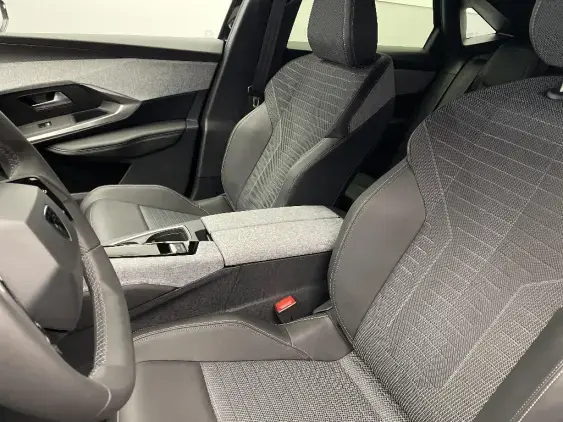 PEUGEOT 3008 III - voiture d'occasion - Photo 18