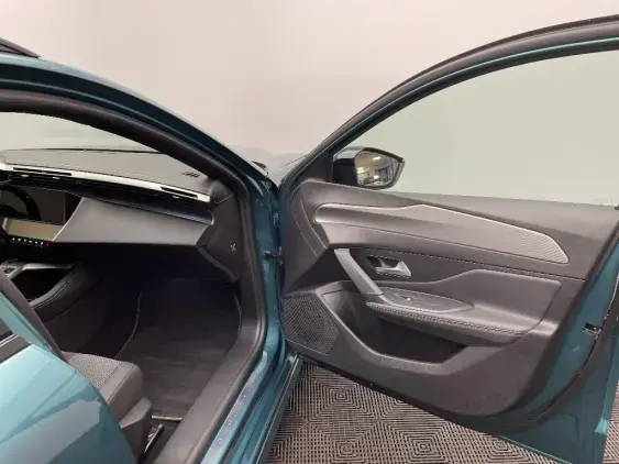PEUGEOT 308 SW III - voiture d'occasion - Photo 18