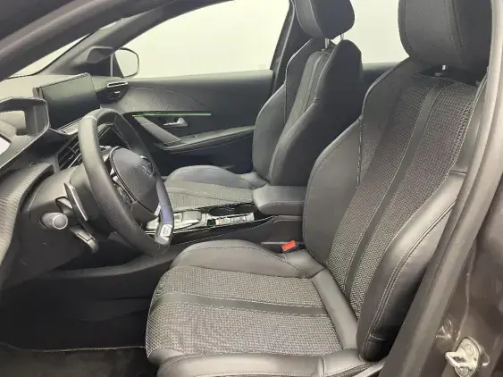 PEUGEOT 208 II - voiture d'occasion - Photo 18