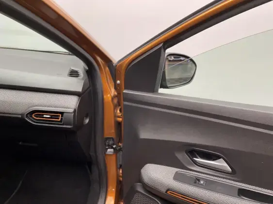 DACIA SANDERO III - voiture d'occasion - Photo 19