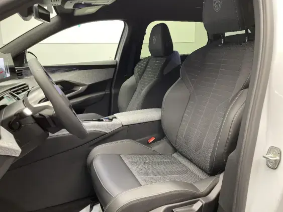 PEUGEOT 5008 III - voiture d'occasion - Photo 17