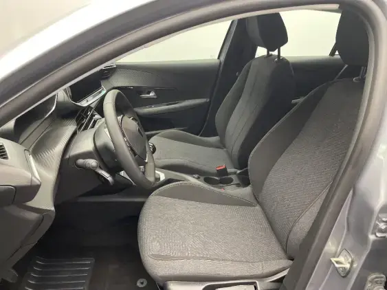PEUGEOT 208 II - voiture d'occasion - Photo 18