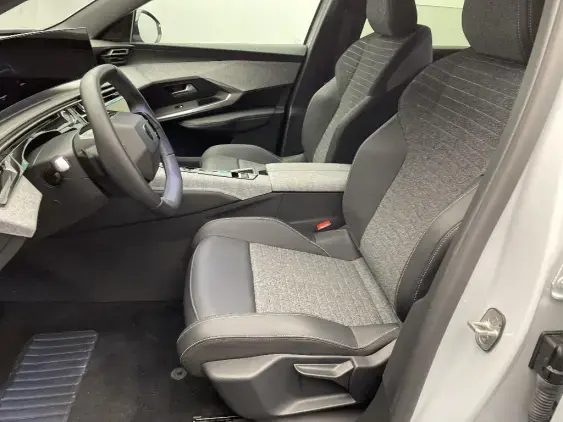 PEUGEOT 5008 III - voiture d'occasion - Photo 18