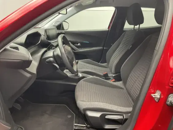 PEUGEOT 2008 II - voiture d'occasion - Photo 18