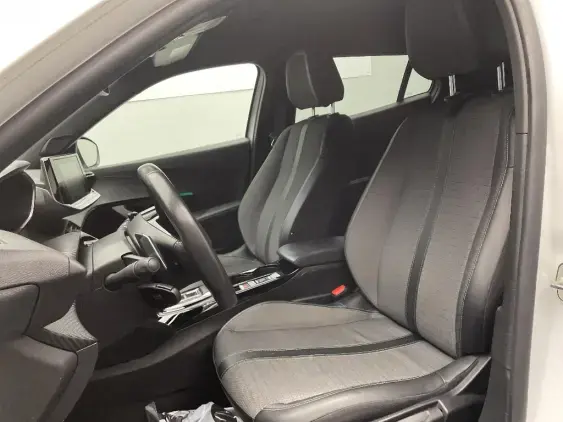 PEUGEOT 2008 II - voiture d'occasion - Photo 16