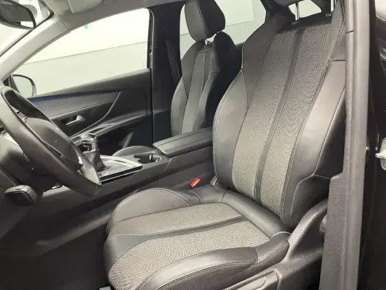 PEUGEOT 3008 II - voiture d'occasion - Photo 16