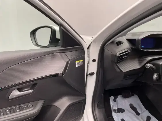 PEUGEOT 208 ELECTRIQUE II - voiture d'occasion - Photo 19