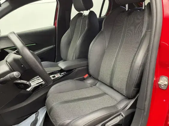 PEUGEOT 208 ELECTRIQUE II - voiture d'occasion - Photo 17
