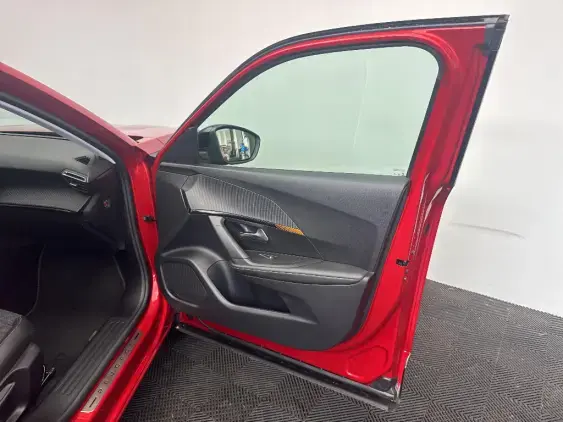 PEUGEOT 2008 ELECTRIQUE II - voiture d'occasion - Photo 19