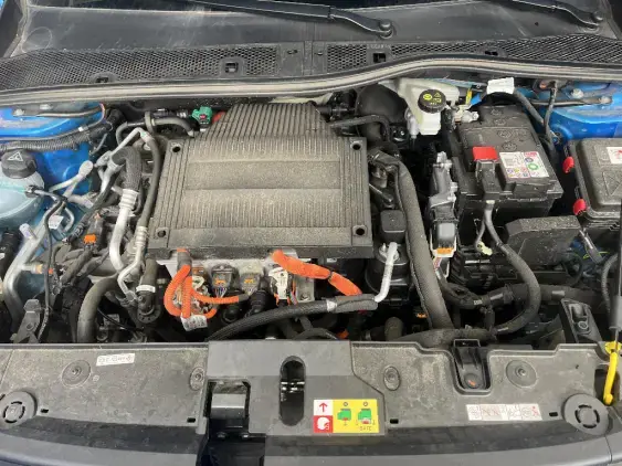 PEUGEOT 208 ELECTRIQUE II - voiture d'occasion - Photo 18