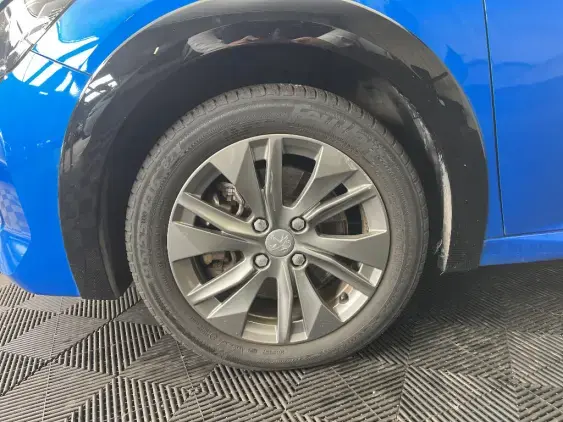 PEUGEOT 208 ELECTRIQUE II - voiture d'occasion - Photo 20