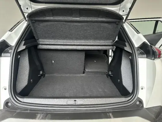 PEUGEOT 2008 II - voiture d'occasion - Photo 16