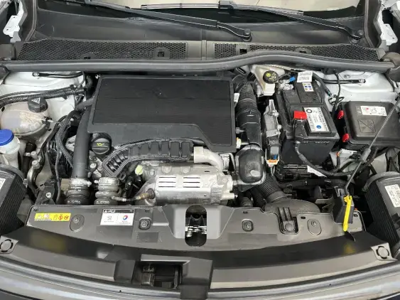 PEUGEOT 2008 II - voiture d'occasion - Photo 21