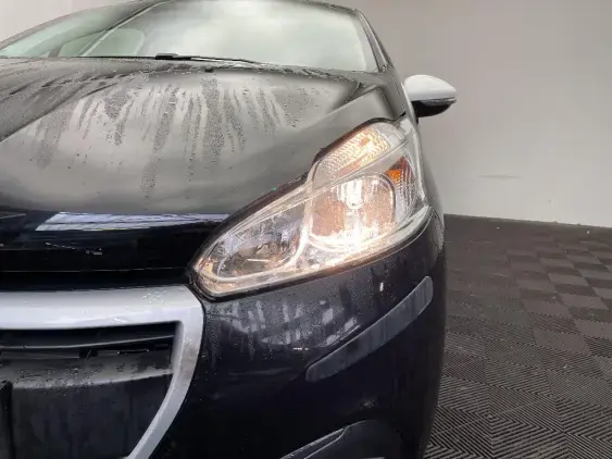 PEUGEOT 208 - voiture d'occasion - Photo 18