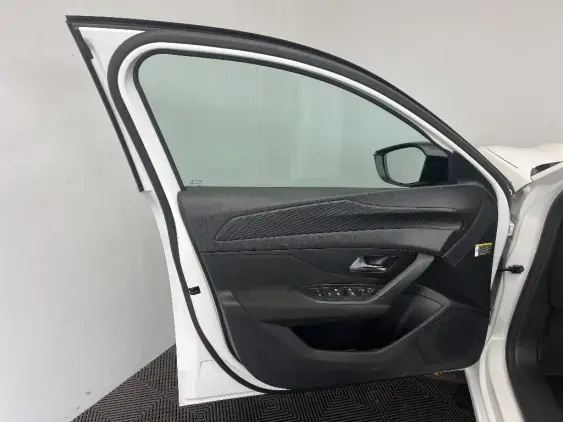 PEUGEOT 308 III - voiture d'occasion - Photo 16