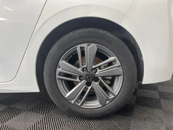 PEUGEOT 308 III - voiture d'occasion - Photo 21