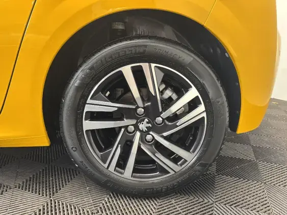 PEUGEOT 208 BUSINESS R II - voiture d'occasion - Photo 22