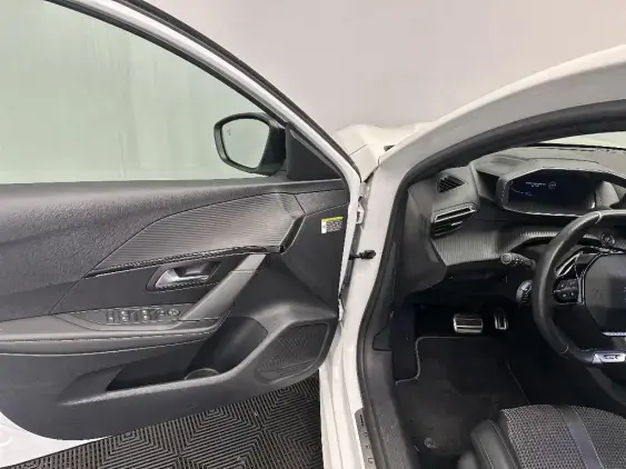 PEUGEOT 208 ELECTRIQUE II - voiture d'occasion - Photo 19