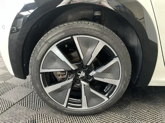 PEUGEOT 208 ELECTRIQUE II - voiture d'occasion - Photo 25