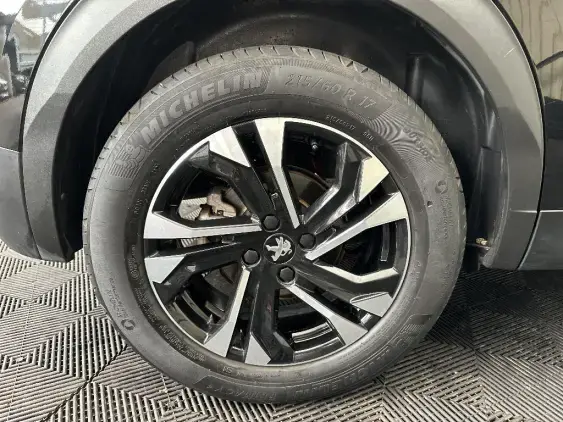 PEUGEOT 2008 ELECTRIQUE II - voiture d'occasion - Photo 25