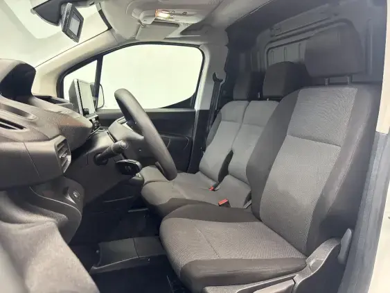 PEUGEOT PARTNER III - voiture d'occasion - Photo 15