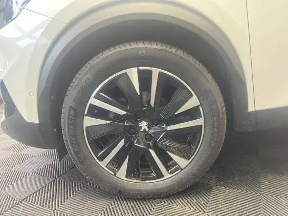 PEUGEOT 2008 II - voiture d'occasion - Photo 21