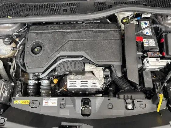 PEUGEOT 2008 II - voiture d'occasion - Photo 20