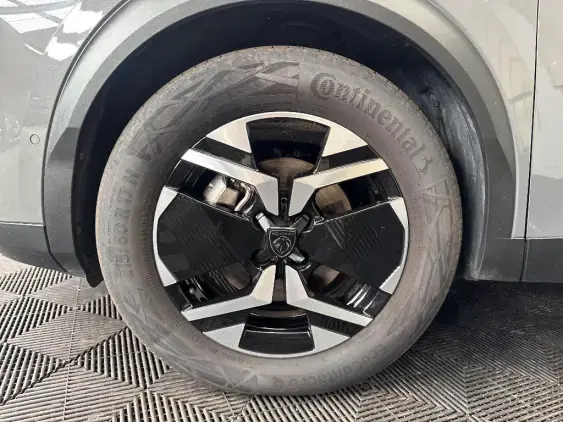 PEUGEOT 2008 II - voiture d'occasion - Photo 22