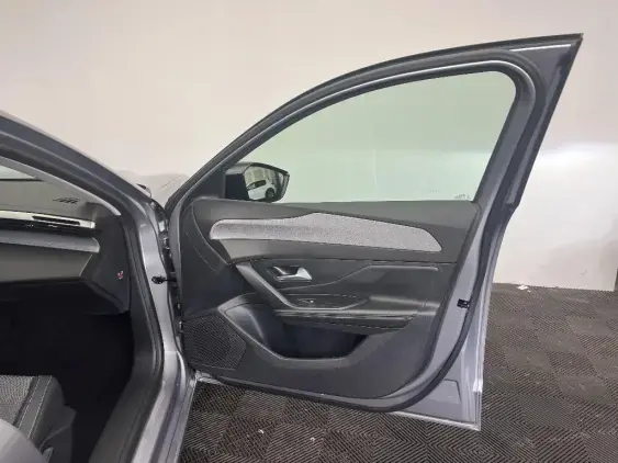 PEUGEOT 308 III - voiture d'occasion - Photo 17