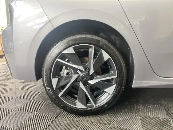 PEUGEOT 308 III - voiture d'occasion - Photo 22