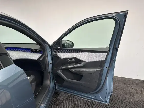 PEUGEOT 3008 III - voiture d'occasion - Photo 19