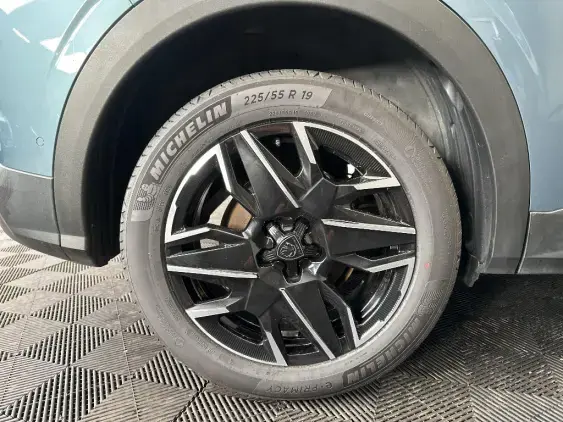 PEUGEOT 3008 III - voiture d'occasion - Photo 24