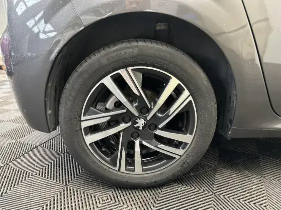 PEUGEOT 208 BUSINESS R II - voiture d'occasion - Photo 25