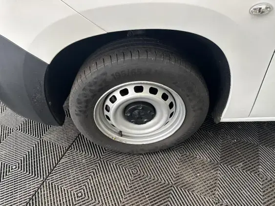 PEUGEOT PARTNER III - voiture d'occasion - Photo 18