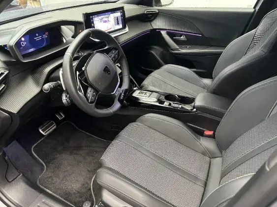 PEUGEOT 2008 II - voiture d'occasion - Photo 17